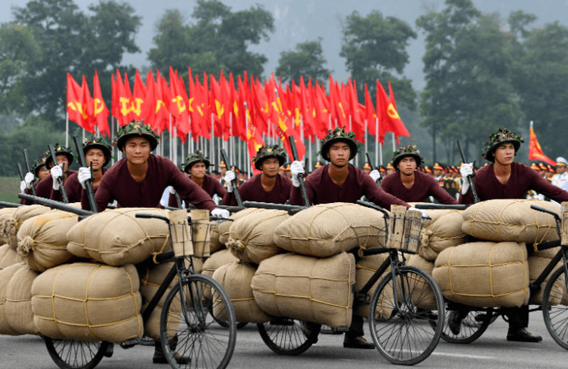 Những kỷ niệm cùng dân công hỏa tuyến