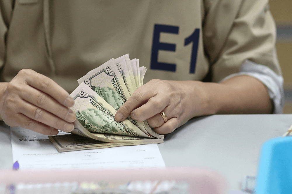 Tỷ giá USD hôm nay (10-5): Đồng USD giảm sau dữ liệu thị trường lao động Mỹ