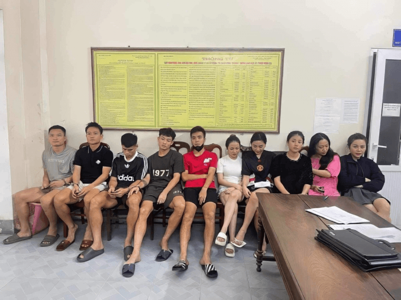 Ghế nóng: Lại chuyện "mất bò" mới lo...