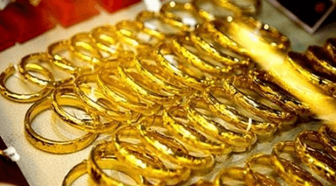 Vàng đạt đỉnh cao 92 triệu đồng/lượng, có nên đầu tư thời điểm này?