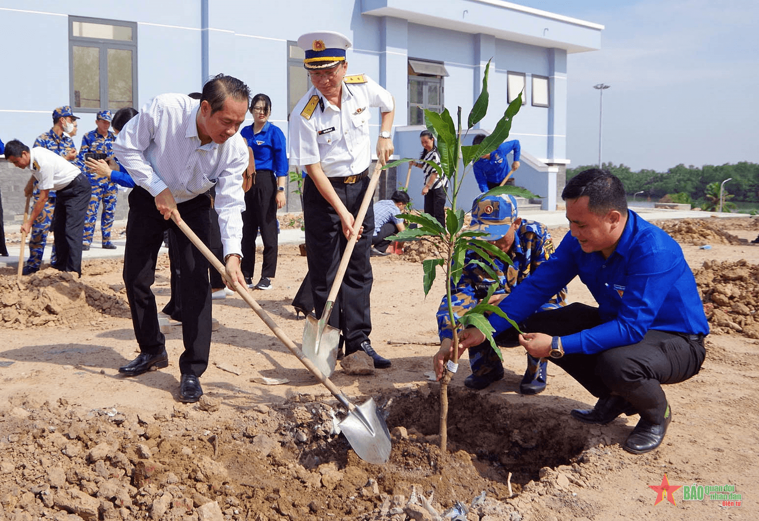 Trồng 1.000 cây xanh hưởng ứng Tuần lễ đa dạng sinh học năm 2024
