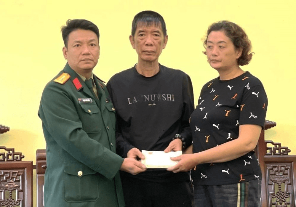 Đến cuối cùng Triết vẫn lo cho cả gia đình