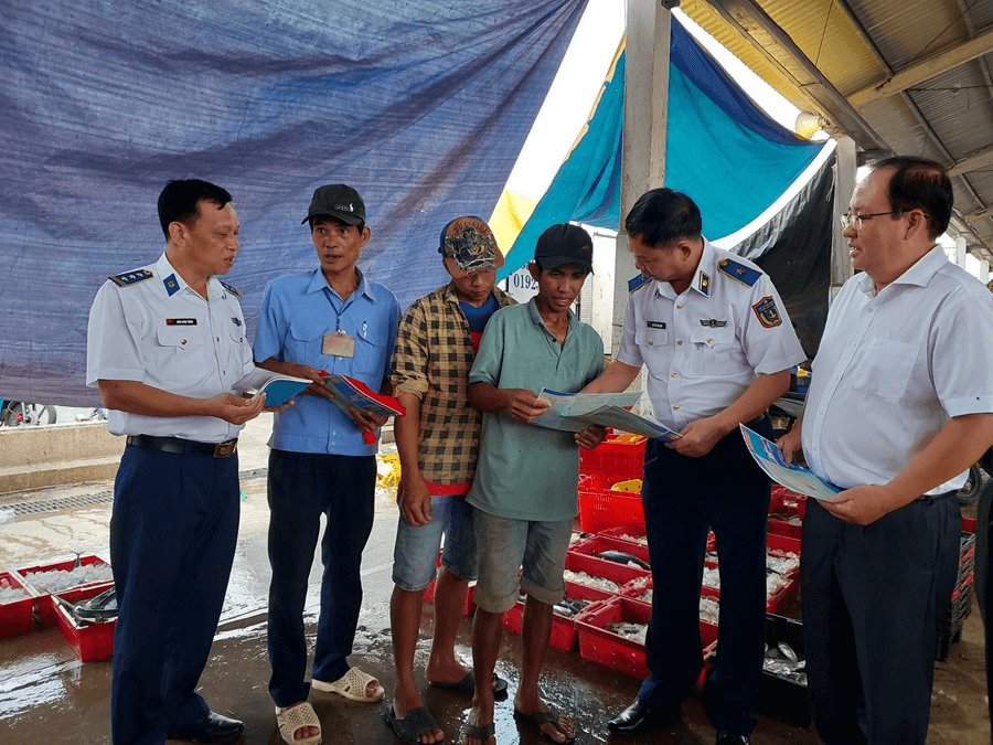 Chống khai thác IUU: Quản lý, tuyên truyền tốt đi đôi với xử lý nghiêm