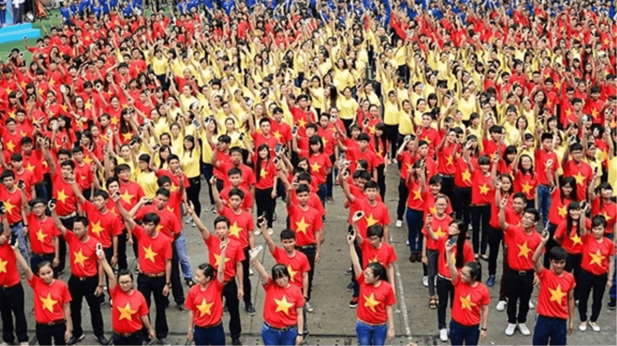 Lệch lạc khi xa rời sợi dây kết nối giữa nhà văn với Tổ quốc và nhân dân
