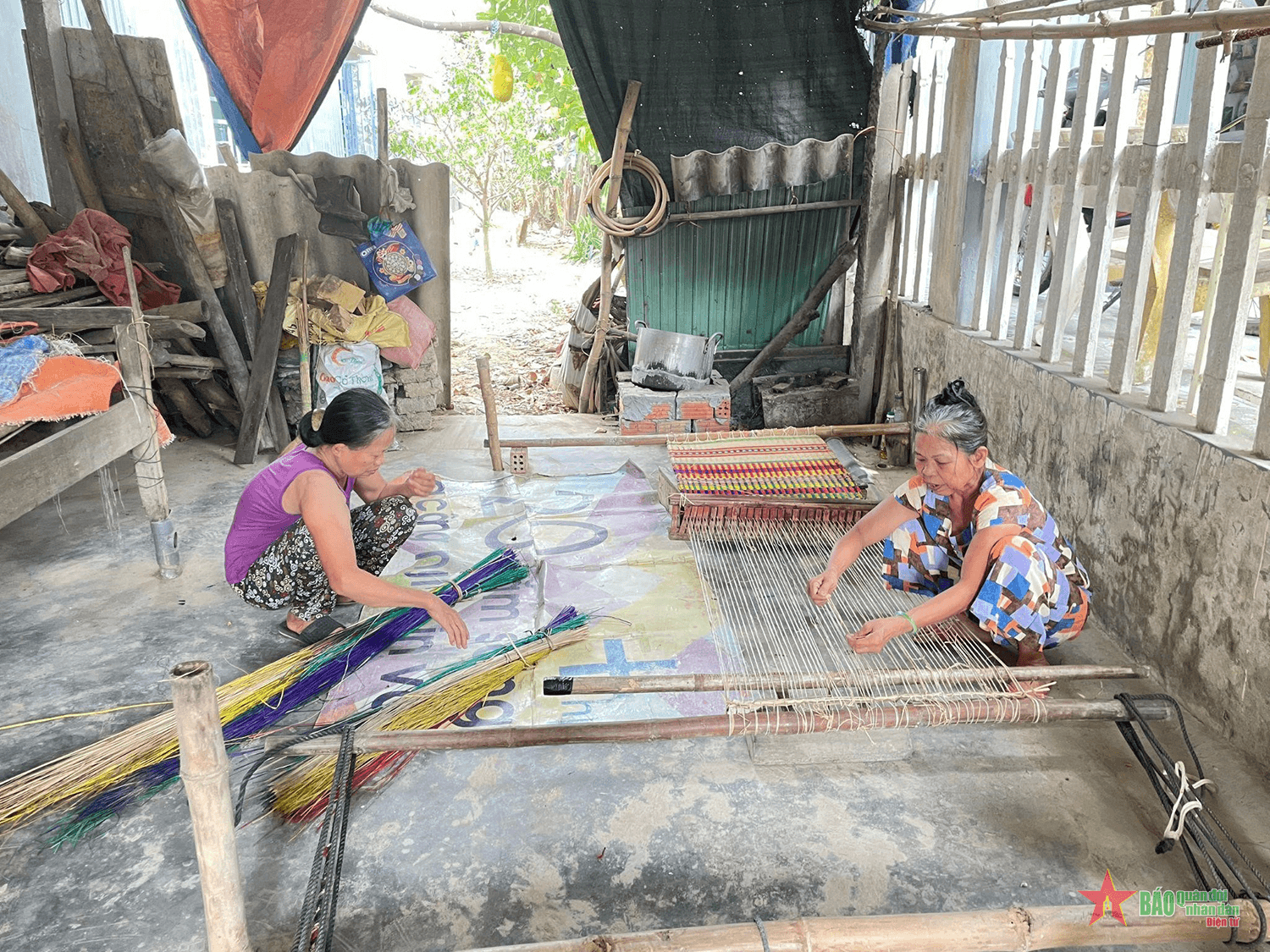 Thăng trầm làng chiếu Cẩm Nê