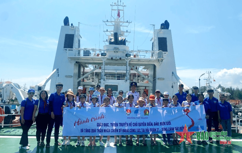 Hải đoàn 21 đẩy mạnh tuyên truyền về biển, đảo nơi đơn vị đóng quân