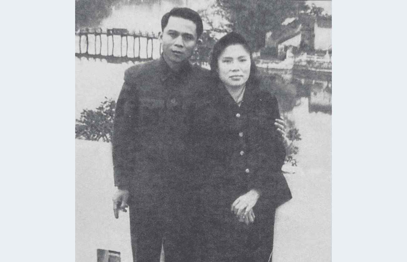 Chuyện tình của tướng Hoàng Đan