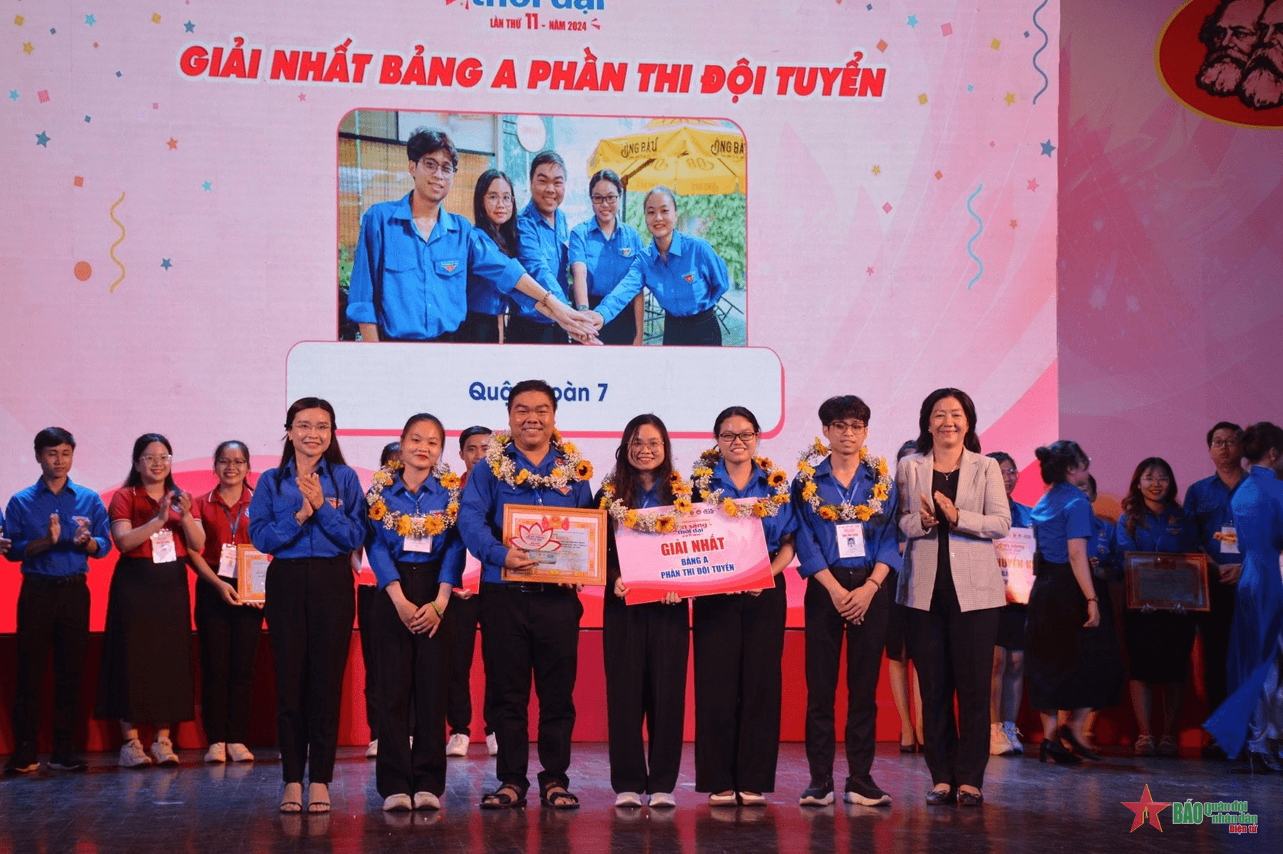 Trao giải Hội thi tìm hiểu Chủ nghĩa Mác-Lênin, tư tưởng Hồ Chí Minh “Ánh sáng thời đại”