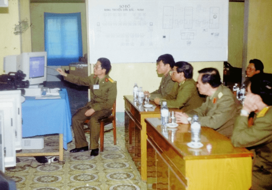 Hành trình khát vọng Viettel: 35 năm chinh phục những đỉnh núi cao hơn