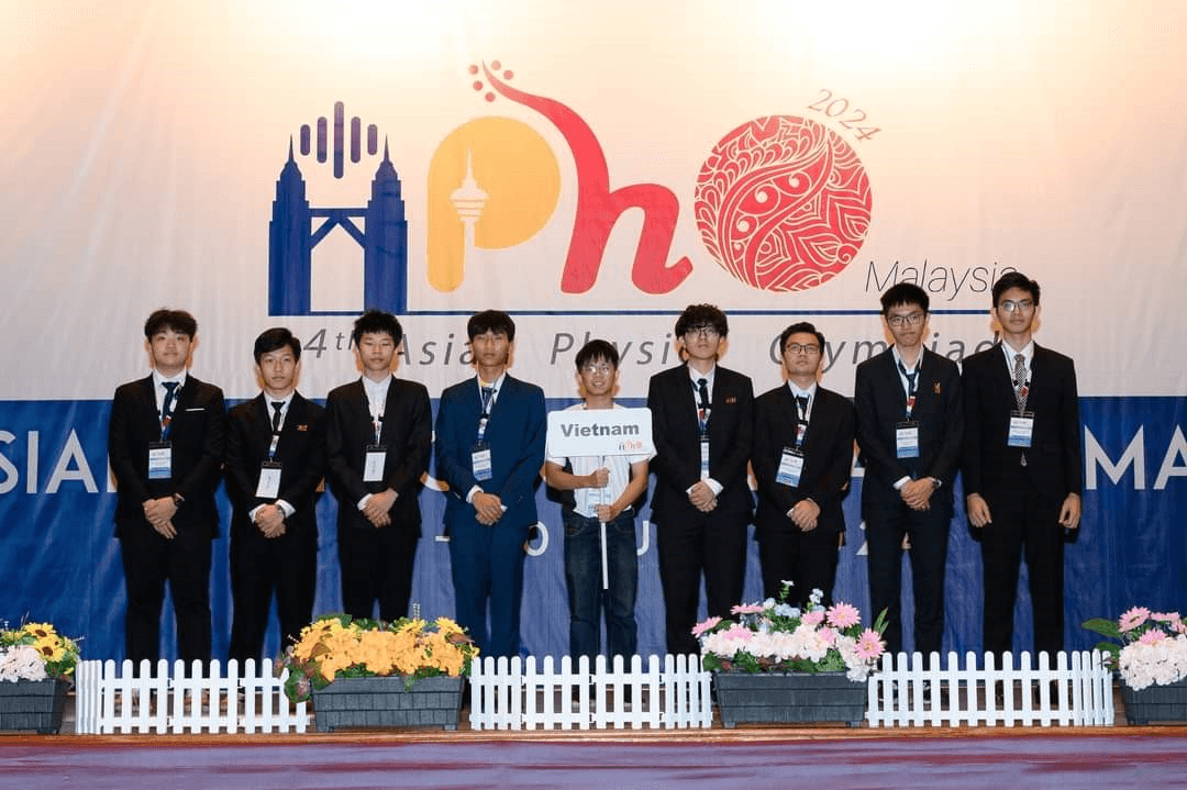 Đoàn Việt Nam có Huy chương vàng Olympic Vật lý châu Á
