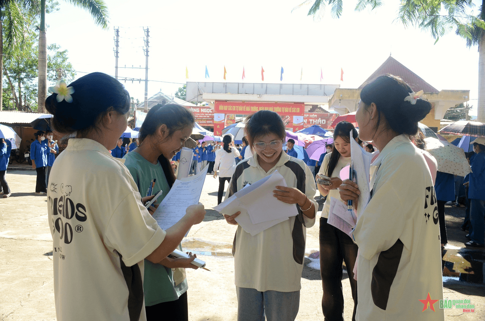 Điện Biên: Hơn 7.200 thí sinh hoàn thành ngày thi đầu tiên thi tốt nghiệp THPT 2024