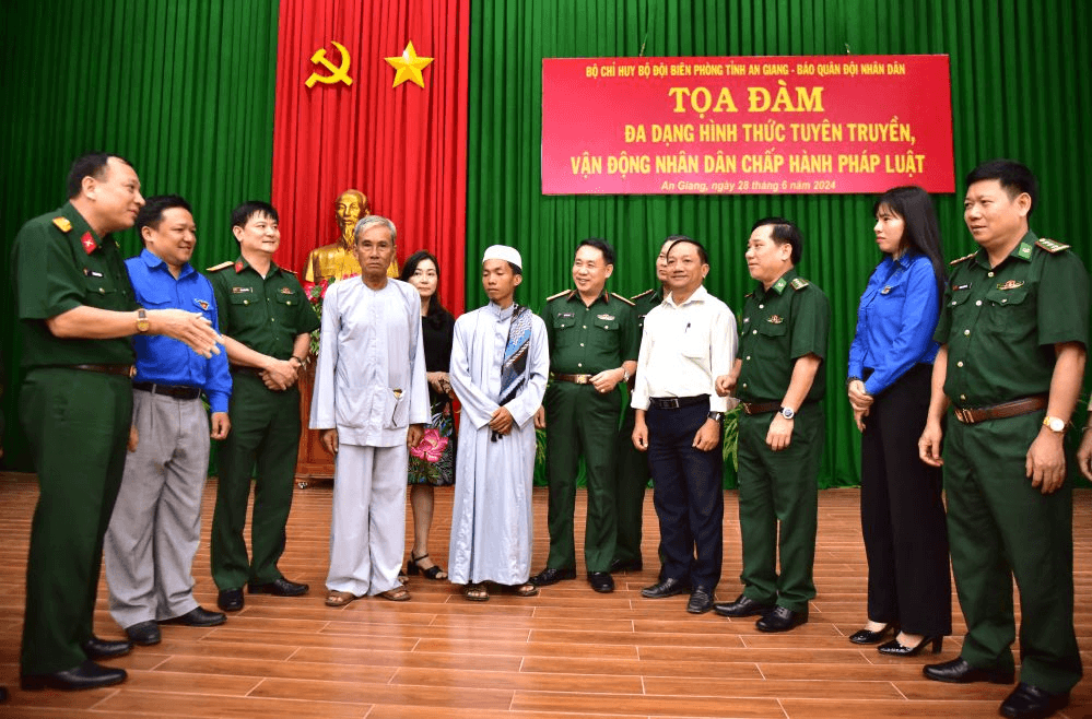 Tuyên truyền, phổ biến pháp luật cần sinh động, dễ hiểu, dễ làm theo