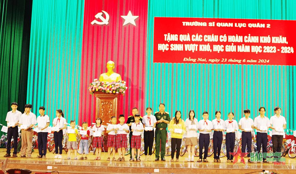 Những món quà ý nghĩa, nhân văn