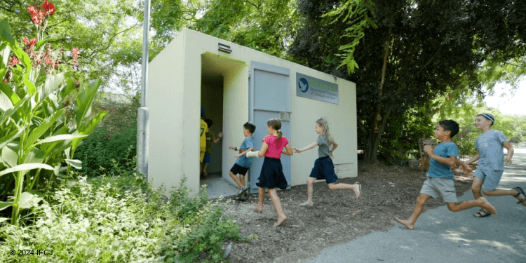 Israel căng mình trong chờ đợi