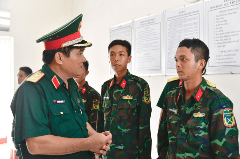 Phong trào Thi đua Quyết thắng góp phần xây dựng LLVT Quân khu 9 vững mạnh toàn diện “mẫu mực, tiêu biểu”