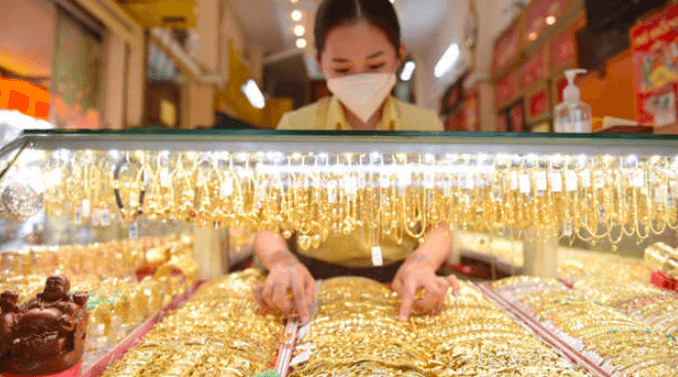 Giá vàng chiều nay (17-8): Vàng nhẫn vọt tăng