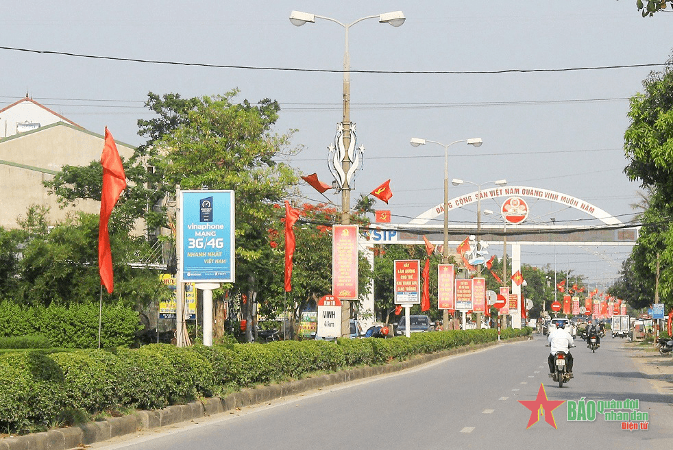 Khơi dậy hào khí Cách mạng Tháng Tám trên quê hương Xô viết
