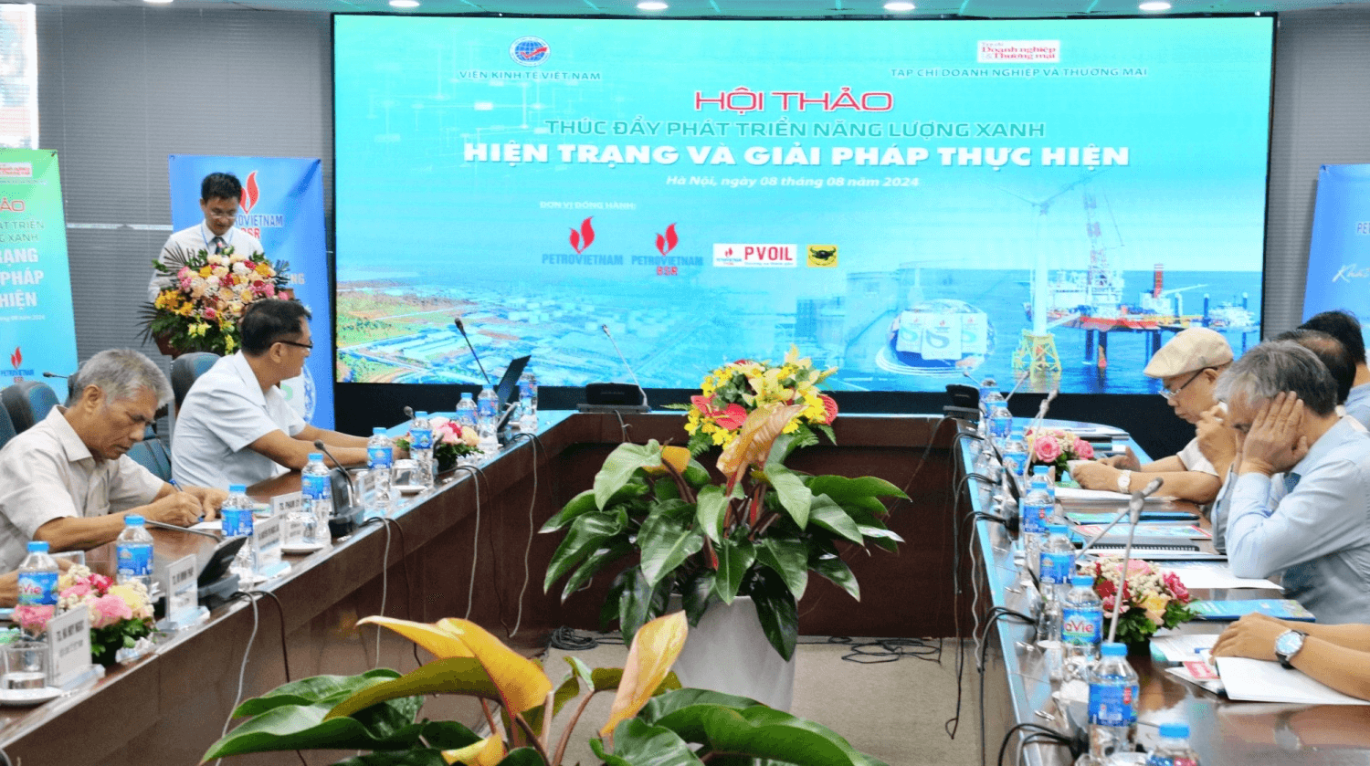 Giải pháp thúc đẩy phát triển năng lượng xanh