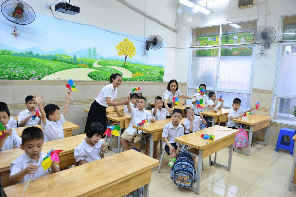 Tia sáng tri thức cho trẻ khuyết tật