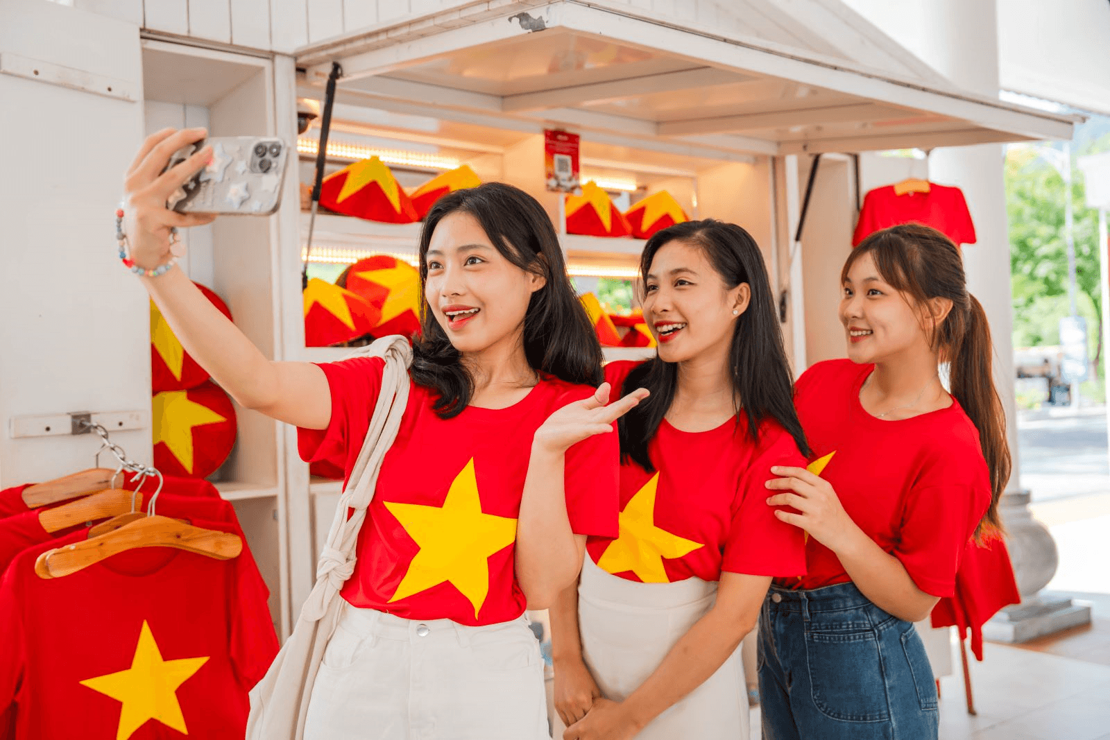 Du lịch dịp Quốc khánh 2-9: Đông vui, ý nghĩa