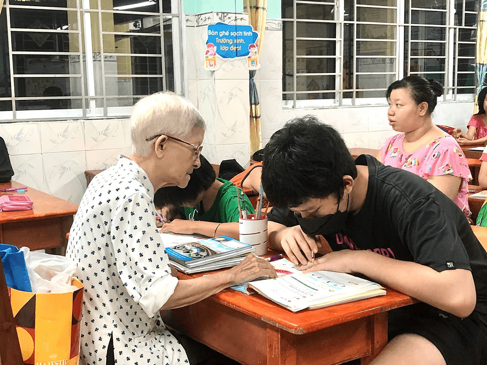 Lớp học tình thương giữa lòng thành phố