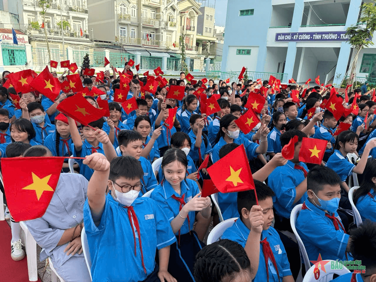 Náo nức tiếng trống khai trường