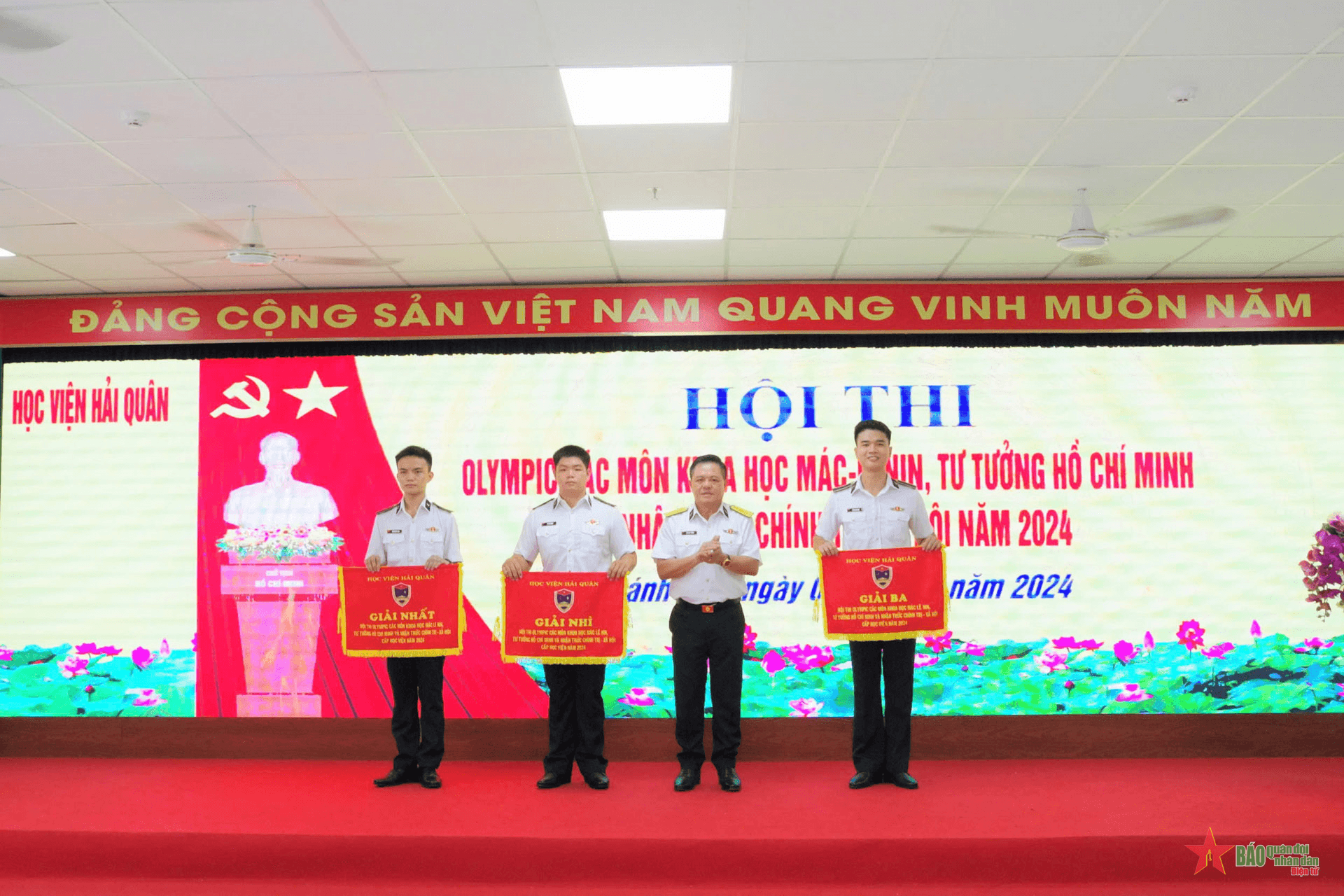 Học viện Hải quân: Kiểm tra kiến thức, rèn luyện kỹ năng tại hội thi Olympic