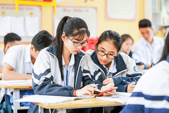 Góc nhìn giáo dục: Siết chặt quy định sử dụng điện thoại đối với học sinh