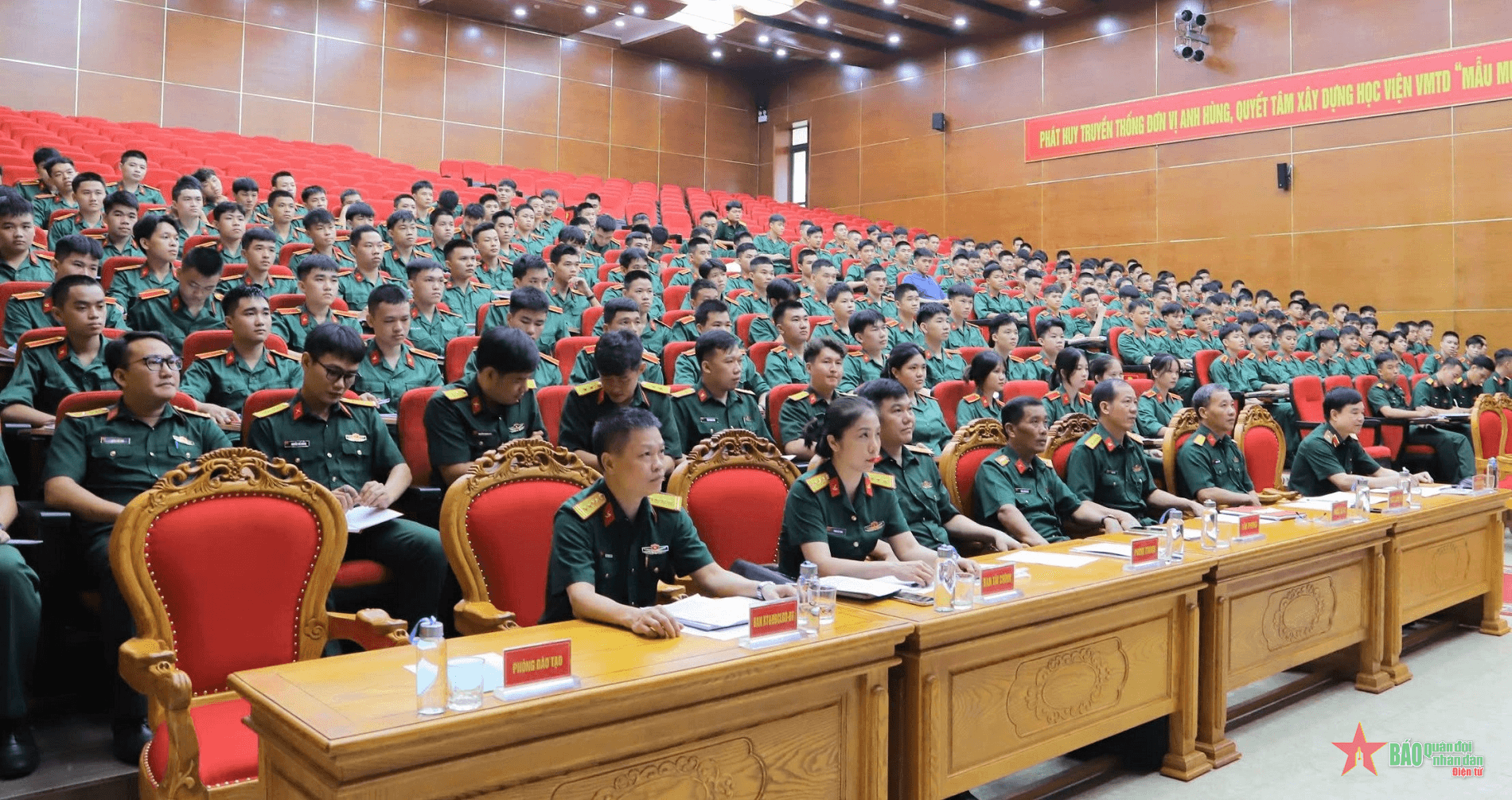 Học viện Hậu cần: Để tân học viên sớm hòa nhập với môi trường quân đội