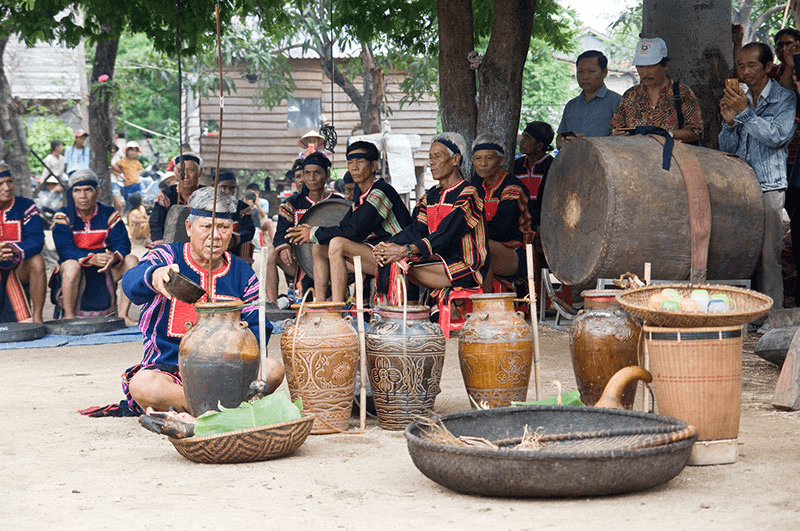 Lễ mừng lúa mới của đồng bào Gia Rai