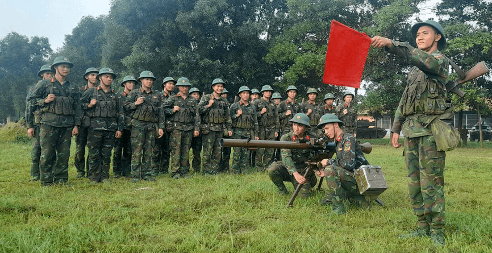 Linh hoạt biện pháp đẩy khá, xóa kém