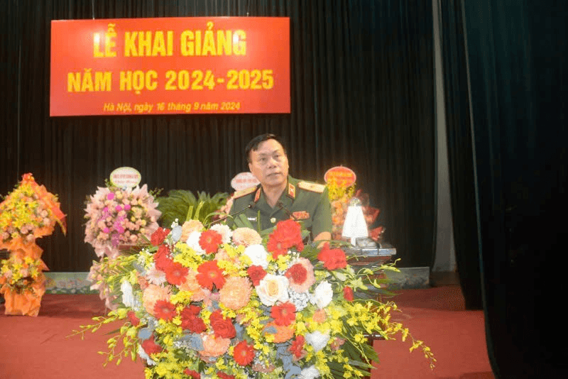 Trường Sĩ quan Pháo binh khai giảng năm học mới