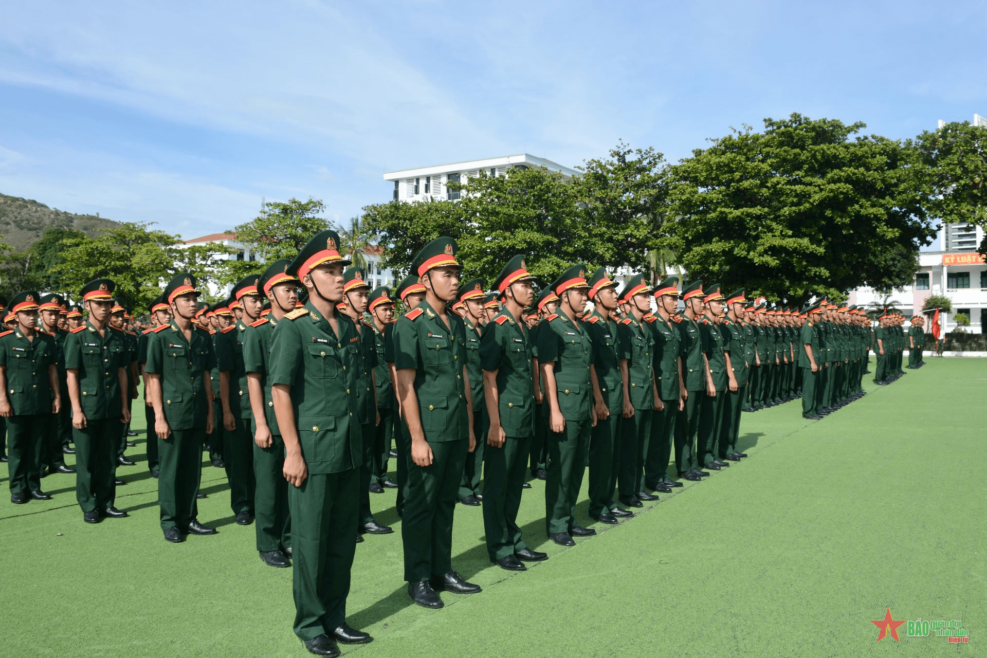 Trường Sĩ quan Thông tin đổi mới, sáng tạo trong năm học mới