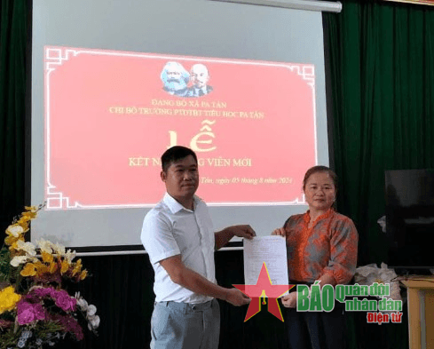 Gieo “hạt giống đỏ” trong đồng bào dân tộc thiểu số ở Lai Châu - Bài 3: Sáng tạo trong khó khăn (Tiếp theo và hết)