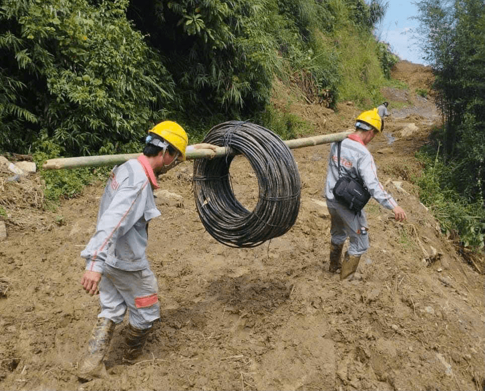 Bộ Thông tin và Truyền thông: Bảo đảm hệ thống thông tin ứng phó bão số 4