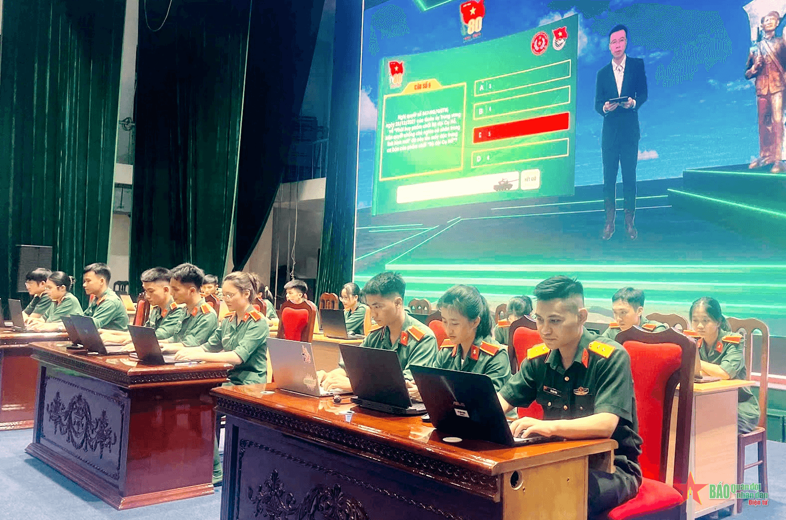 Cuộc thi tìm hiểu truyền thống Quân đội và Ngày hội Quốc phòng toàn dân