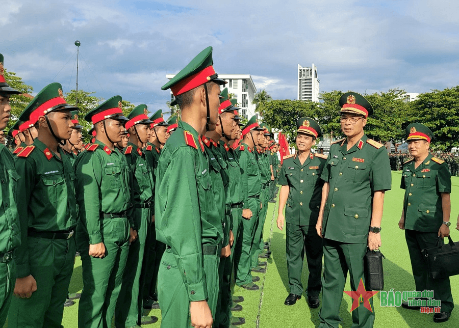Trường Sĩ quan Thông tin: Những ngày đầu trong quân ngũ của học viên khóa ĐH31