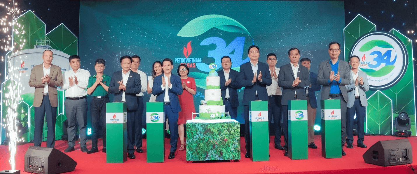 Lễ kỷ niệm 34 năm thành lập PV GAS: Khẳng định quyết tâm phát triển trong “Hành trình năng lượng xanh”