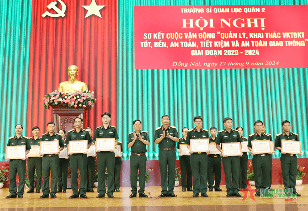 Trường Sĩ quan Lục quân 2 quản lý, khai thác hiệu quả vũ khí, trang bị kỹ thuật