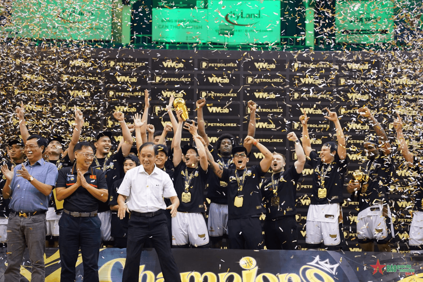 Saigon Heat đăng quang vô địch Giải bóng rổ chuyên nghiệp Việt Nam 2024