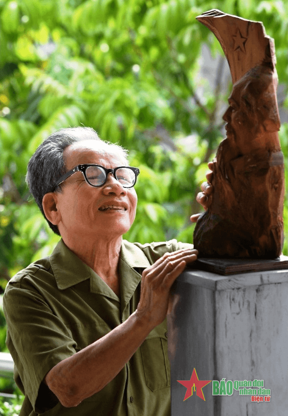 Nghị lực phi thường của một họa sĩ thương binh