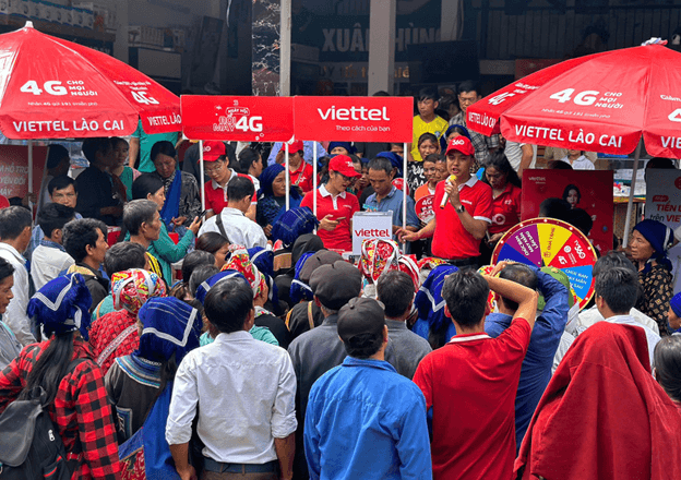Viettel và cuộc cách mạng phổ cập smartphone cho mọi người dân