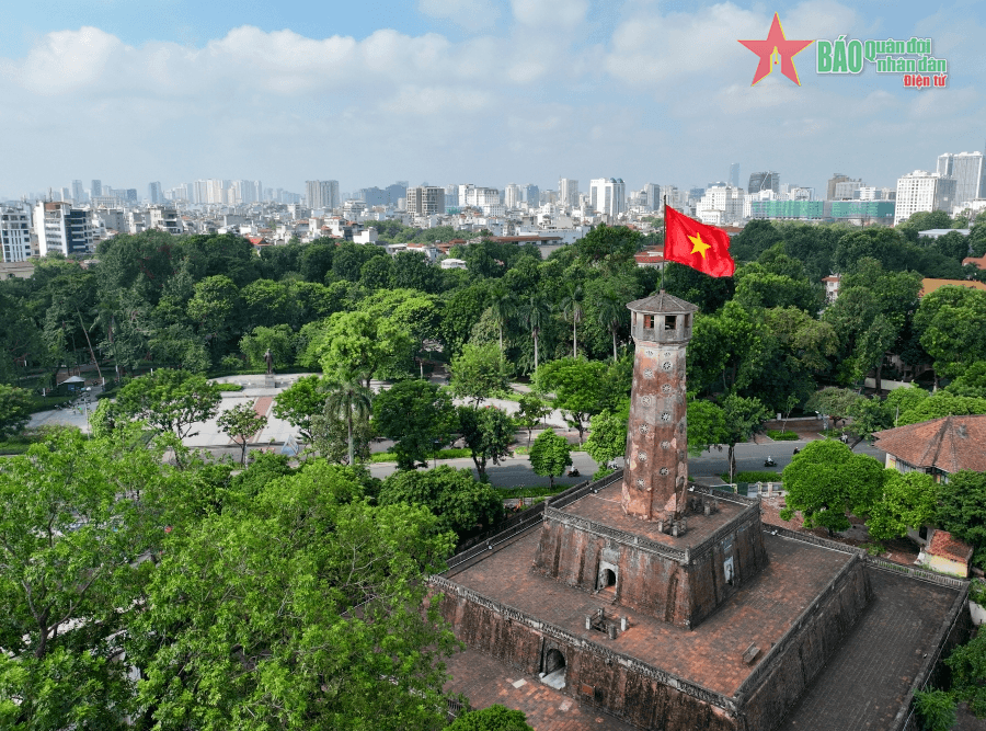 Điểm tựa quốc phòng, an ninh cho Thủ đô