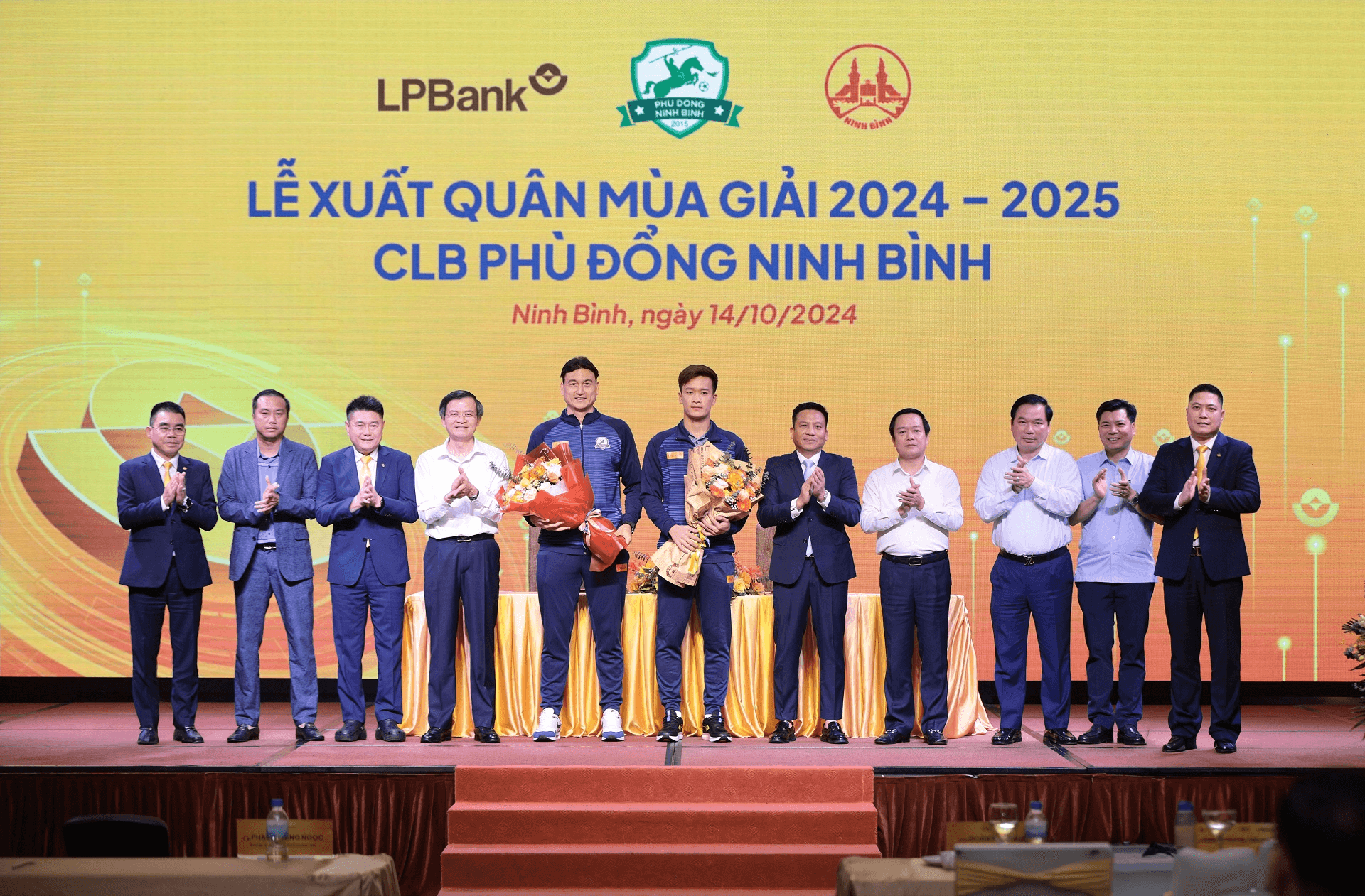 Hoàng Đức và Văn Lâm ra mắt Phù Đổng Ninh Bình