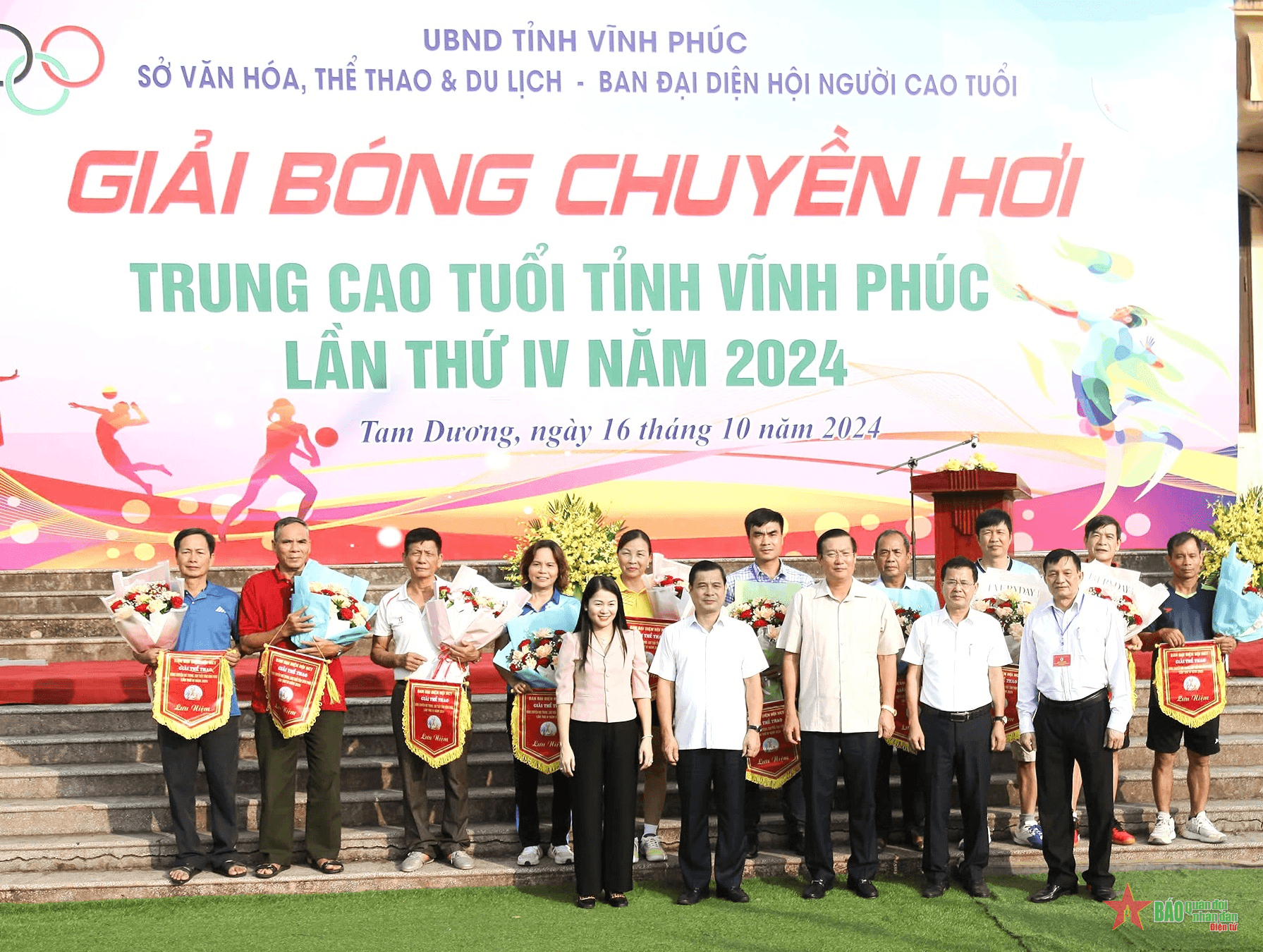 Vĩnh Phúc tổ chức sôi nổi giải bóng chuyền hơi