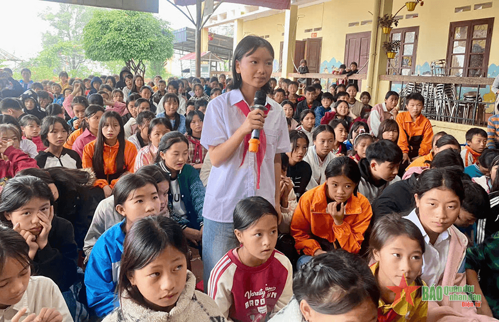 Sa Pa đẩy mạnh tuyên truyền giảm thiểu tình trạng tảo hôn, hôn nhân cận huyết thống cho học sinh