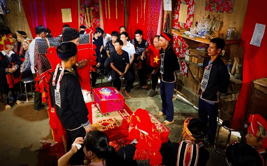 Chuyện ở bản: Trưởng bản nói phải quá!