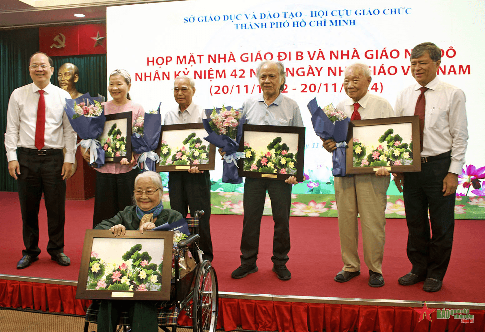 Nhà giáo đi B, nhà giáo nội đô ôn lại kỷ niệm “Vượt gian khó, gieo con chữ”