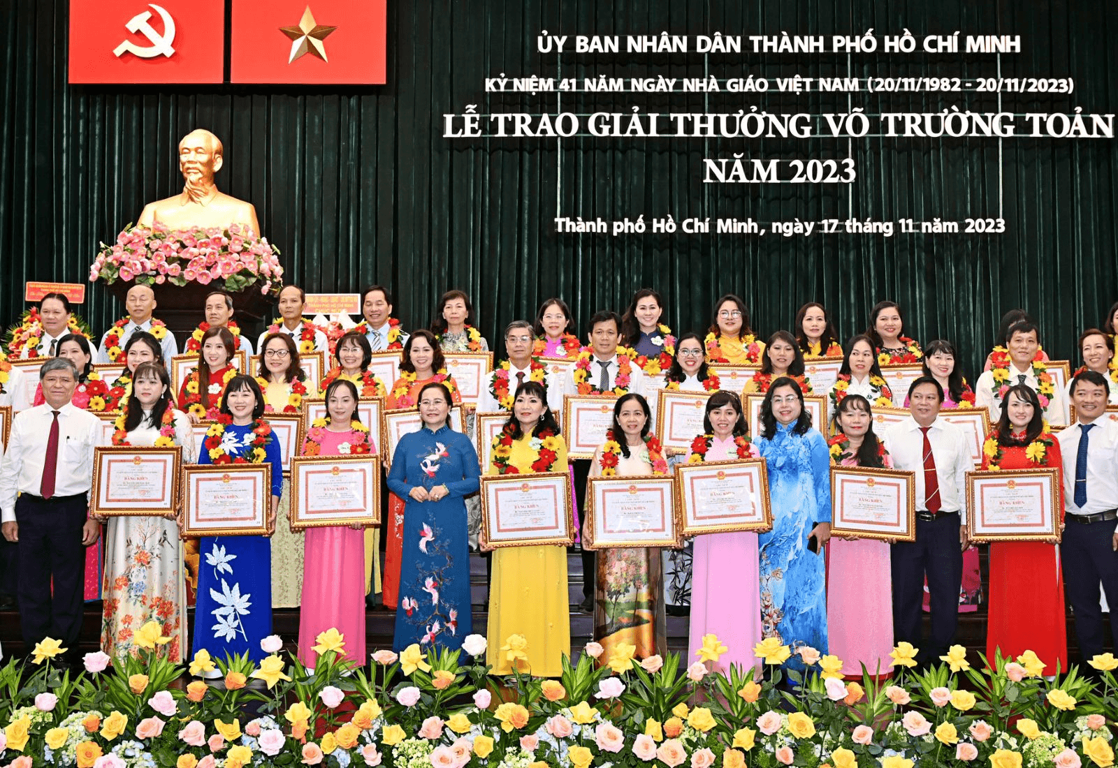 Hào quang truyền thống: Truyền cảm hứng và tôn vinh nhà giáo