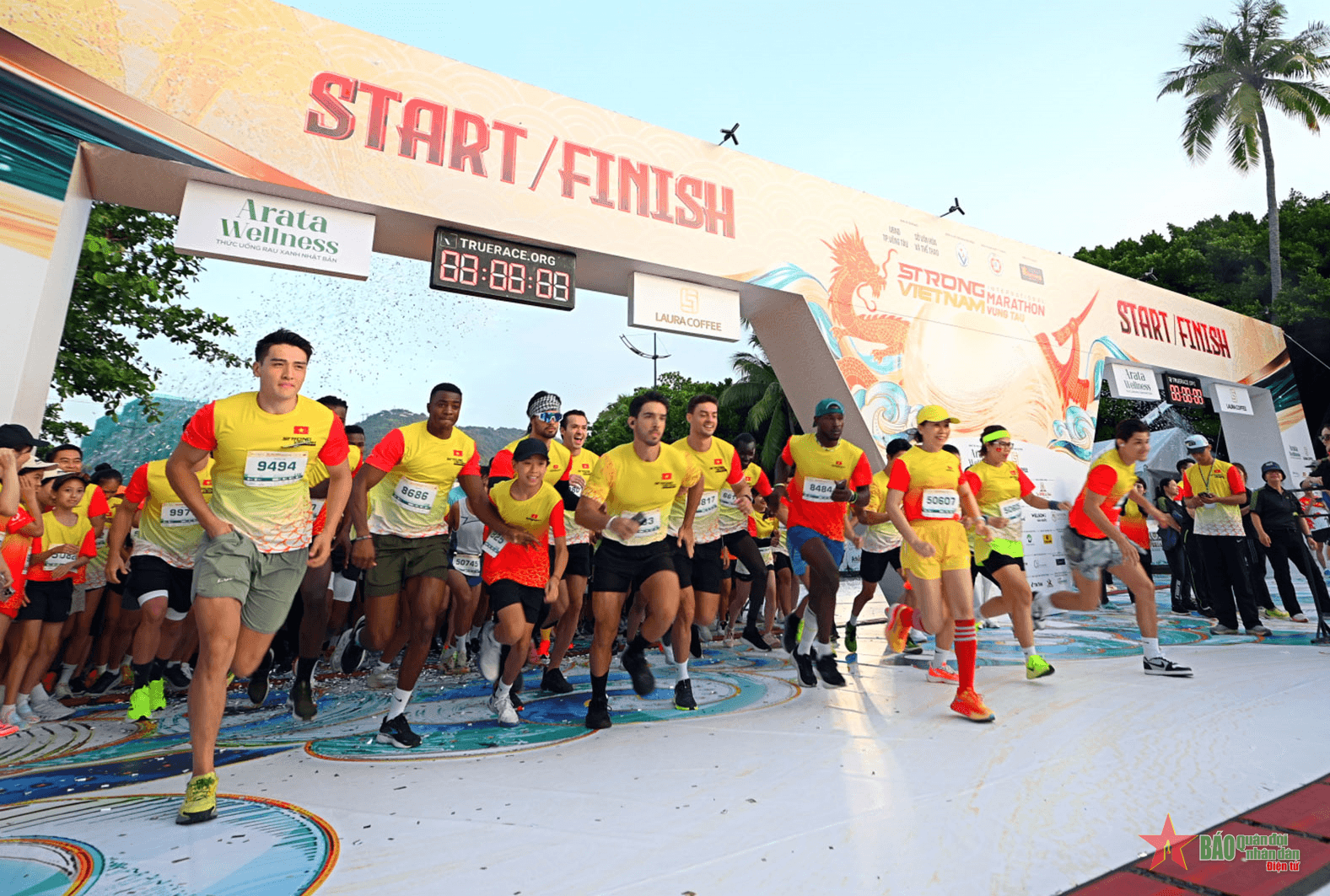 Hơn 6.000 vận động viên trong nước và quốc tế tham gia giải chạy marathon tại Vũng Tàu